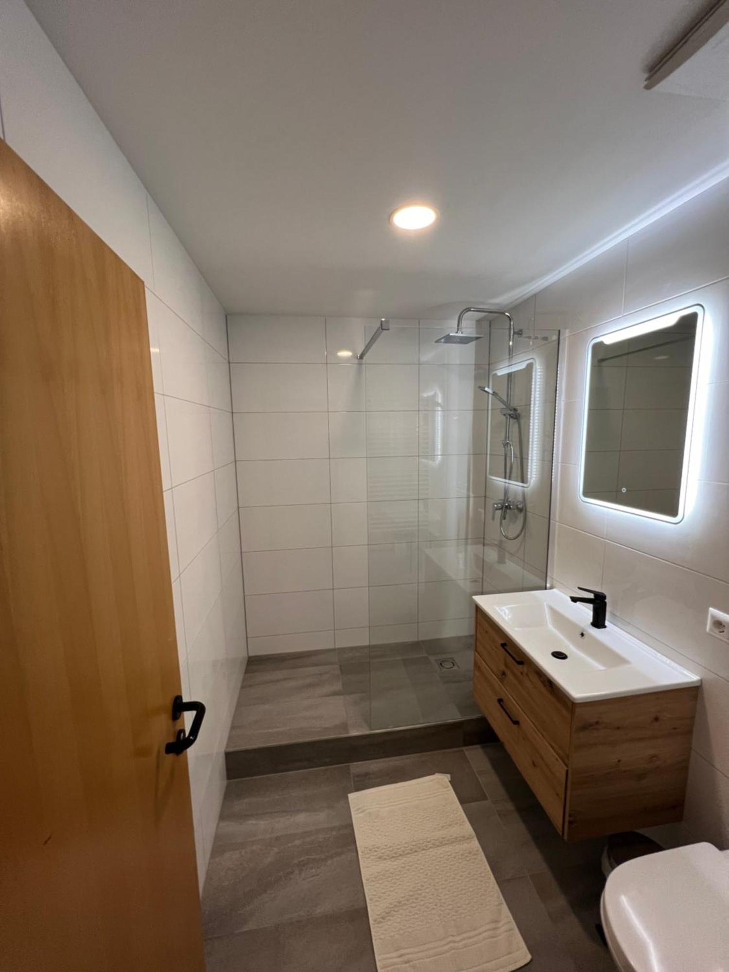 Cara Apartments Warmbad Villach Exteriör bild